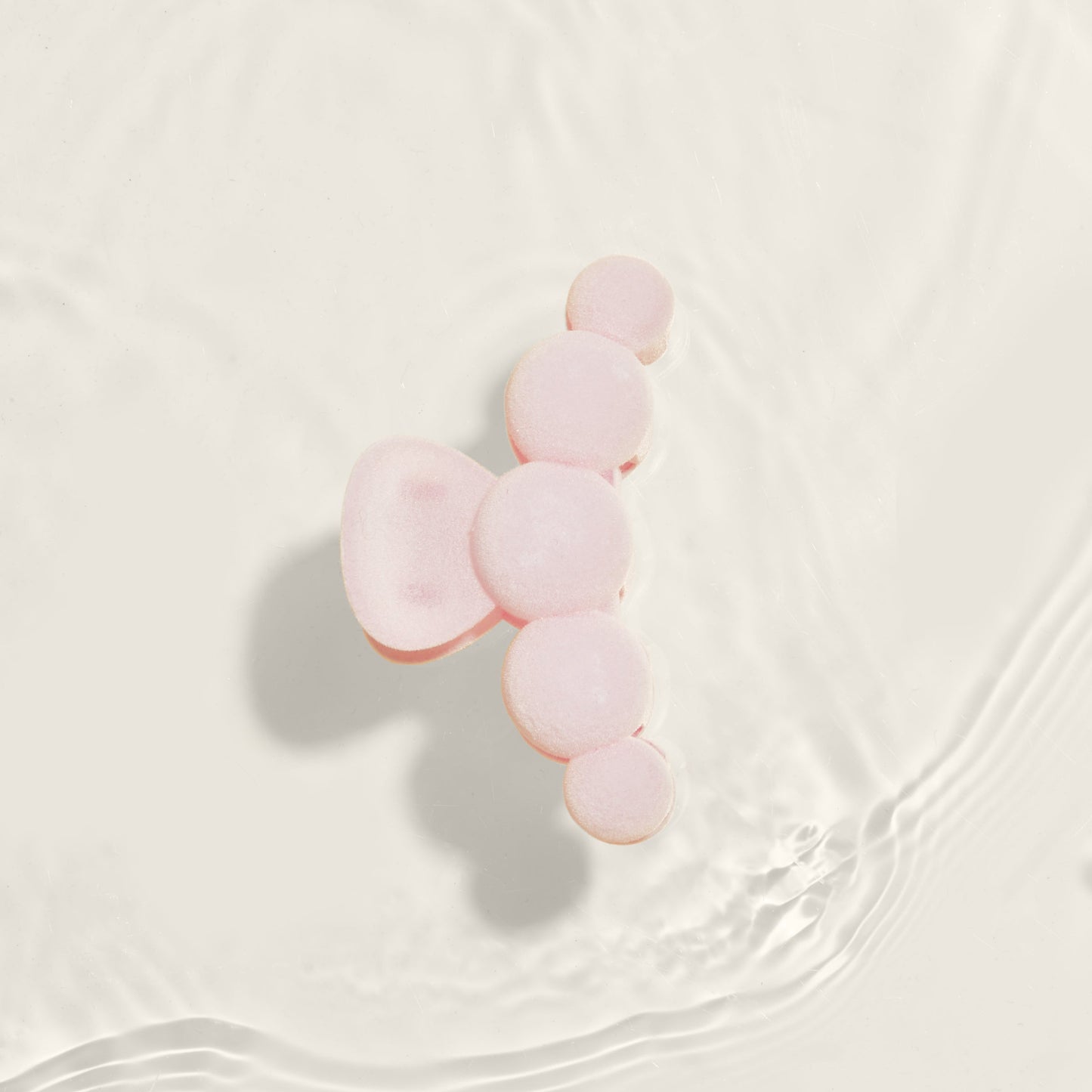 The Christy velvet vintage claw clip pink