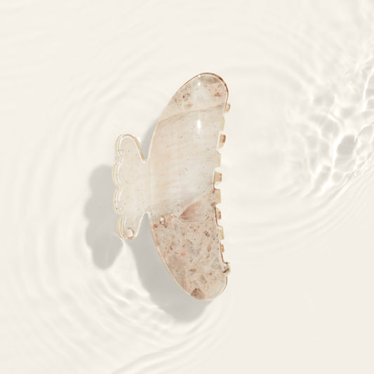 The River claw clip marble