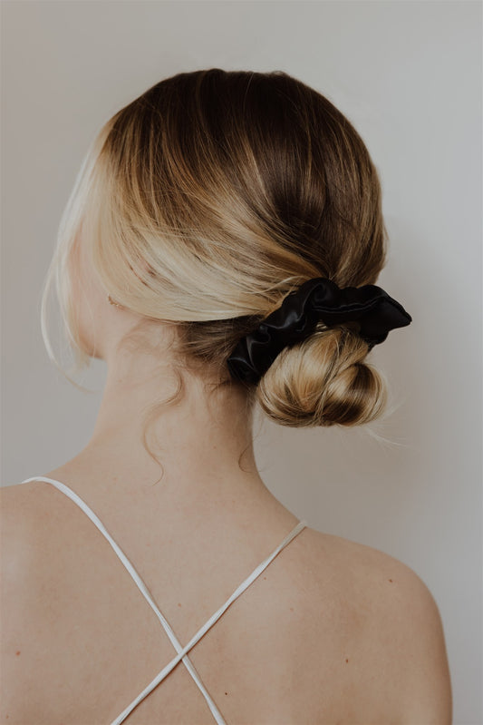 The Kate silk scrunchie medium black