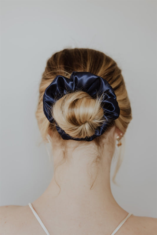 The Kate silk scrunchie medium dark blue