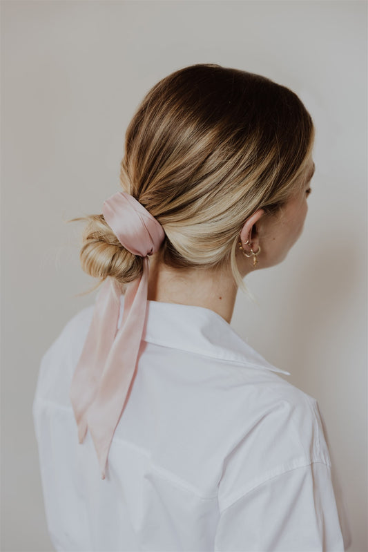 The Naomi hair scarf pink